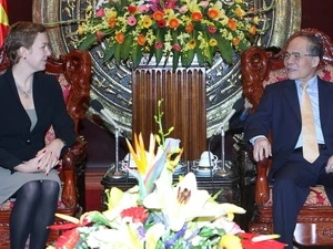 越南国会希望与立陶宛国会建立关系 